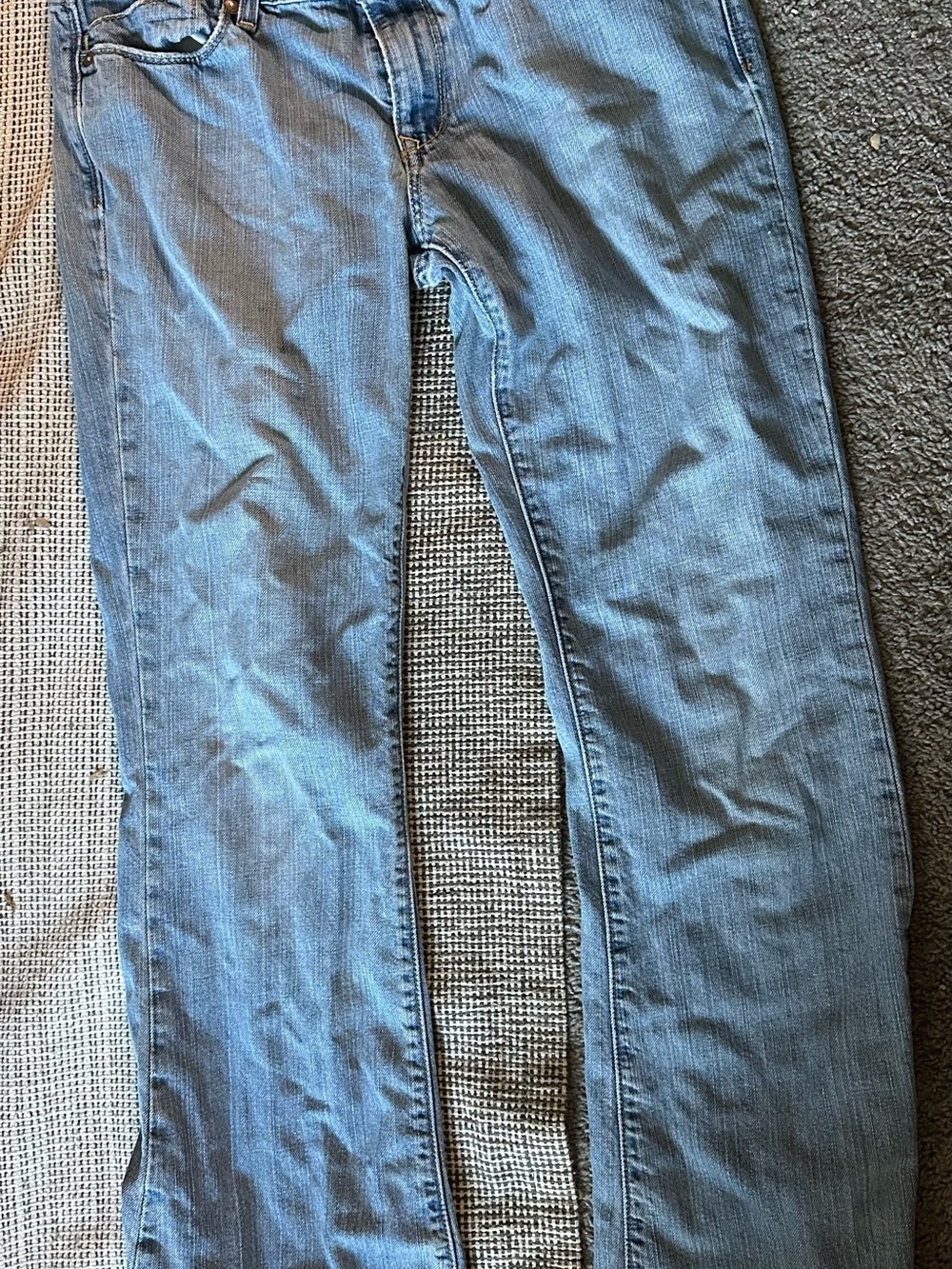 Classic Women's Straight Leg Jeans - Light Blue